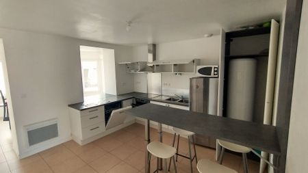 Location Appartement 3 pièces 77m² - Photo 5