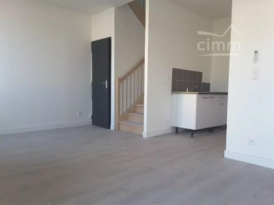 A LOUER T2 duplex avec balcon | Cimm Immobilier - Photo 1
