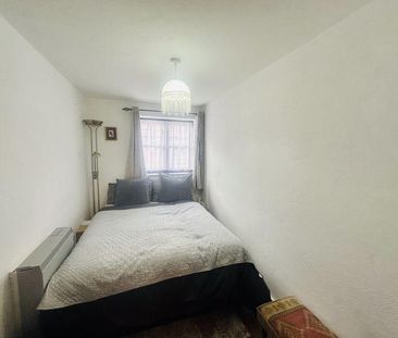 2 bedroom barn conversion to rent - Photo 2