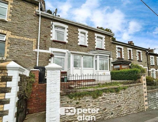 Graig View Terrace, Brynithel, Abertillery, NP13 - Photo 1