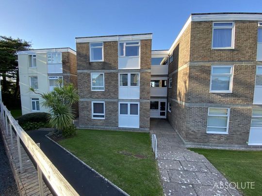2 bedroom ground floor flat to rent - Photo 1
