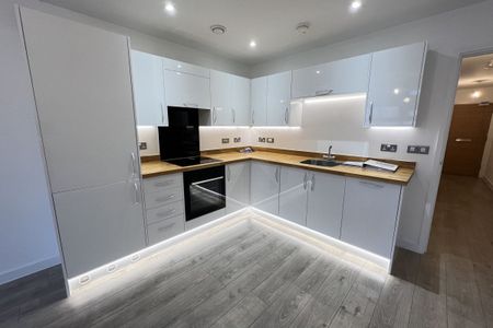 Edinburgh House - Photo 4