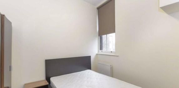 3 bedroom apartment to rent - Photo 2