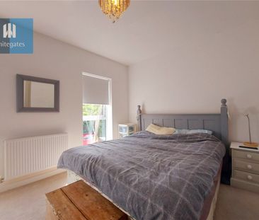 Curlew View, South Elmsall, Pontefract, West Yorkshire, WF9 - Photo 5