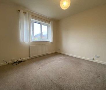 Spinners Way, Moorside, Oldham, OL4 - Photo 4