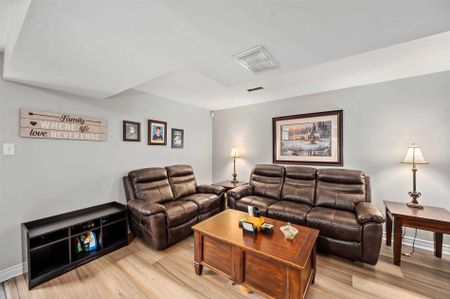 For Lease - 4 ALICE Avenue Unit# Bsmt, Georgina, Ontario - Photo 3