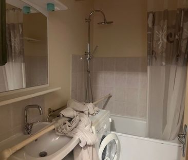 Location Appartement 1 pièce Meublé 24m² DONVILLE LES BAINS 50350 - Photo 2