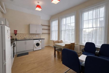 2 bedroom Flat To Let Total Size: 463 SQ FT - Photo 3