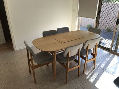 Tullamarine - Photo 2