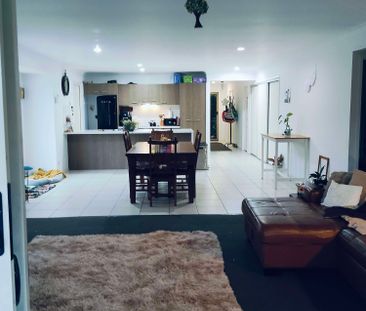 Redbank Plains - Photo 5