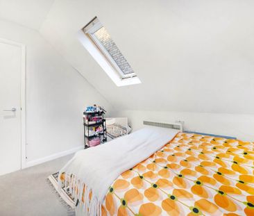 Price £3,500 pcm - Available 03/01/2026 - Furnished - Photo 4