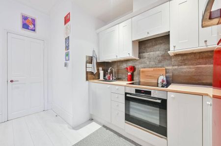 1 bedroom flat to rent - Photo 5