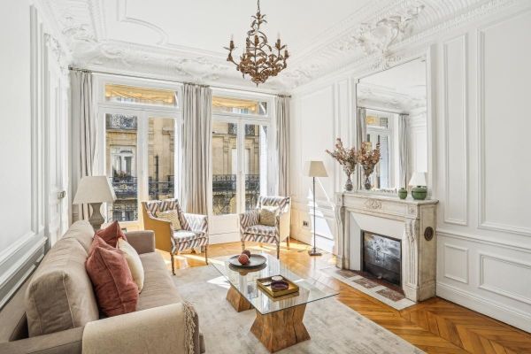 Appartement à louer à Paris 8Ème - Photo 1