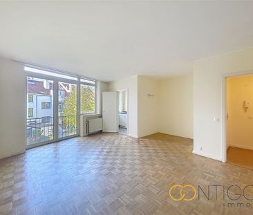 Studio lumineux – Saint-Gilles (Louise) - Photo 1