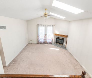For Lease - 206 Bay Street, Hamilton, Ontario - Photo 3