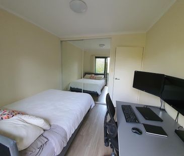 Beaconsfield - Photo 5