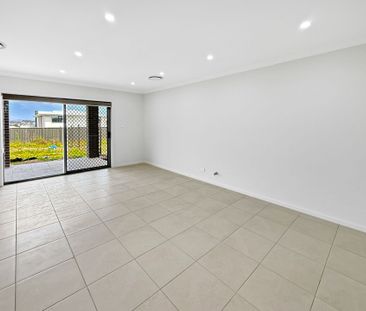 BRAND NEW MODERN DUPLEX - Photo 6