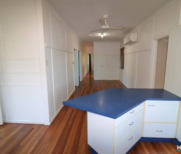 Tidy Home In A Great Location - Rent increase to $600 p/w from 12/0... - Photo 4