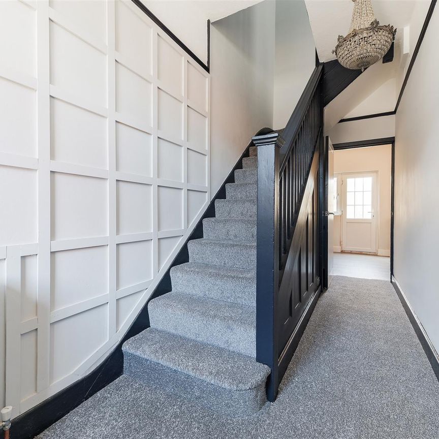 To Let 2 Bed Maisonette - Upper - Photo 1