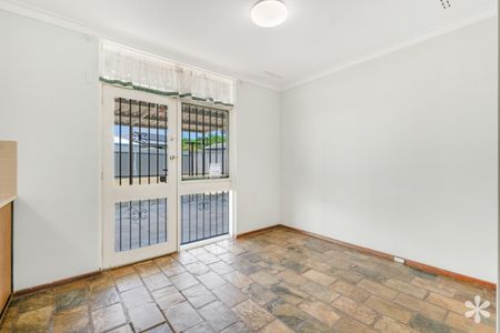 51 Lynmouth Road - Photo 2