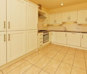 8 Viscount Lane, Bangor, BT19 1NF - Photo 2