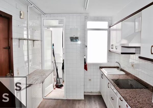 Calle Doctor Moliner, Valencia, Valencian Community 46010