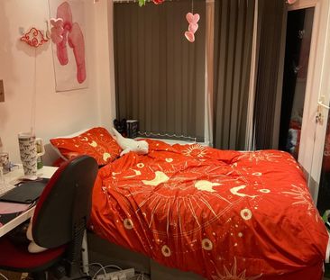 Room in a Shared House, Queens Road, LE2 - Photo 1