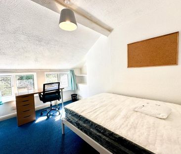 5 bedroom end of terrace house to rent - Photo 1