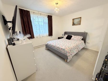 3 bedroom terraced house to rent - Photo 5
