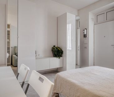 Via Busseto, Milan, Lombardy 20138 - Photo 5