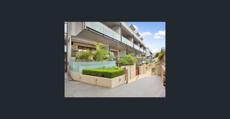 ENTER THROUGH OXFORD STREET - Modern Apartment in Paddington Central - Photo 5