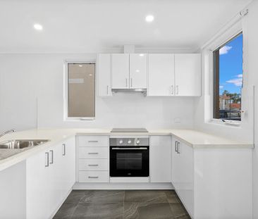 Brand New Build Ground Floor Apartment - South Yunderup - Photo 2