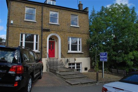 4 bedroom detached house to rent - Photo 3