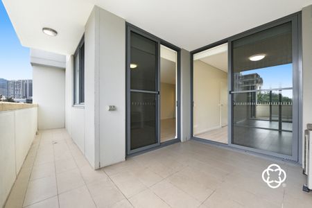 202/8 Marine Parade, Wentworth Point NSW 2127 - Apartment For Rent | Domain - Photo 5