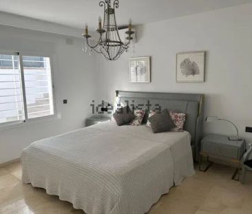 Alquiler de casa o chalet independiente en Guadalmina Baja - Photo 4