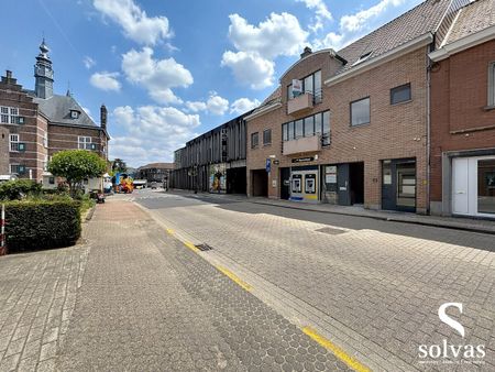 Instapklaar ruim appartement met 3 slaapkamers en balkonterras - Photo 5