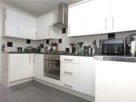 Stockwell Road, London, SW9 9TB - Photo 5