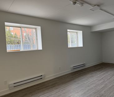 For Lease - 19 Regency Crescent Unit# 102, Whitby, Ontario - Photo 1