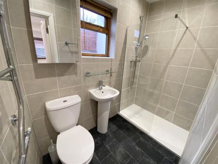 Studio to rent - Photo 4