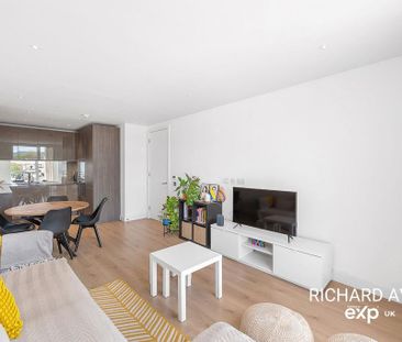 2 bedroom flat to rent - Photo 1