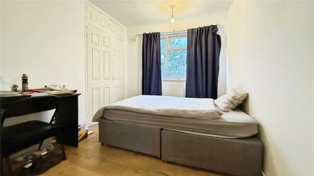 3 bedroom flat to rent - Photo 5