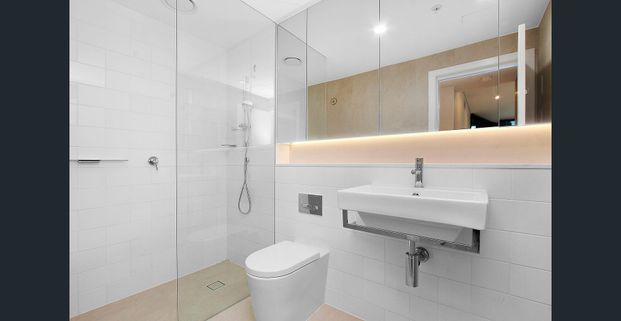 CITY LUXURY IN THE HEART OF ALL THE ACTION - 38 YORK STREET - Photo 1