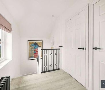 Dennis Road, East Molesey, Surrey, KT8 - Photo 1