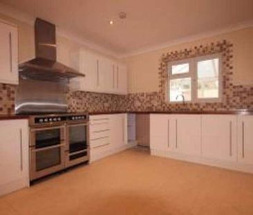 Parkwood, Doddinghurst Road, Brentwood, CM15 - Photo 6