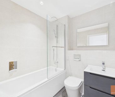 4 bedroom detached house to rent - Photo 6