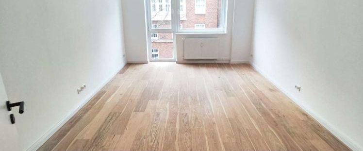 Erstbezug! Kernsanierte 1-Zimmer-Wohnung mit Einbauküche in Hamburg - Foto 1