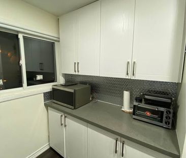 For Lease - 13 Greenarrow Court, Brampton, Ontario - Photo 2