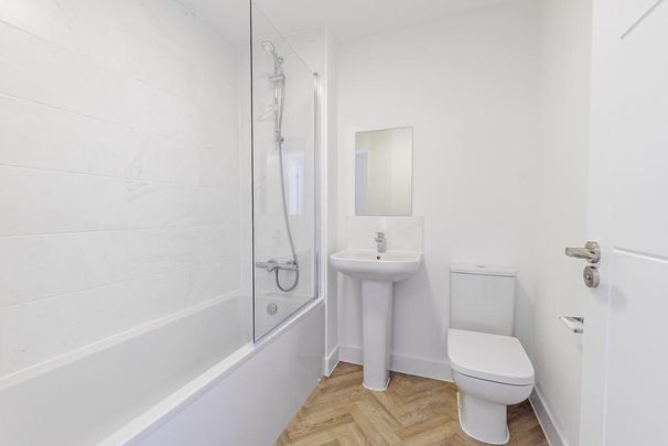 2 bedroom semi-detached house to rent - Photo 1