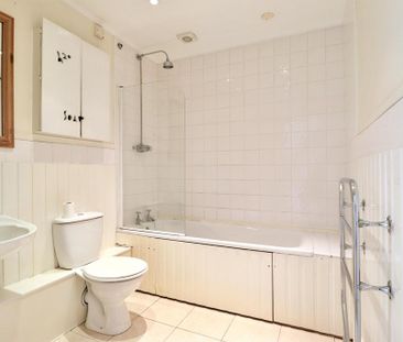 2 bedroom penthouse to rent - Photo 4