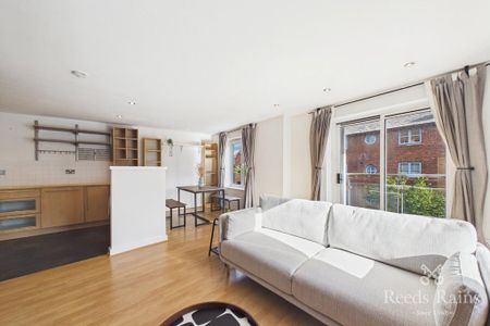 2 bedroom apartment to rent - Photo 2